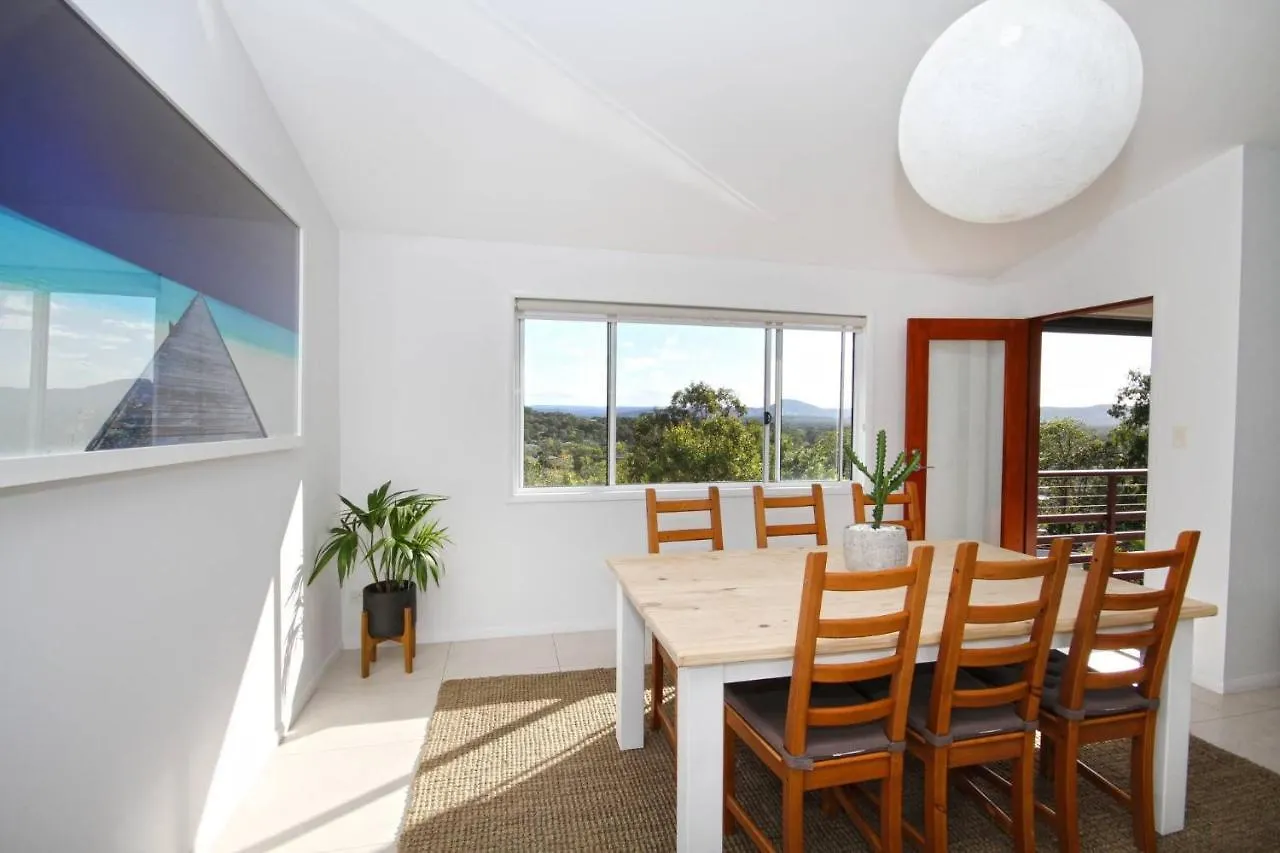 Stunning Home With Spectacular Views 쿨룸비치 펜션